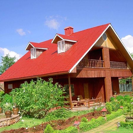 Hill Top Villa Hotel Kalaw Exterior photo