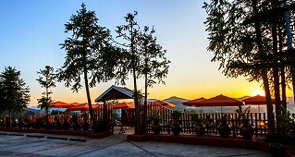 Hill Top Villa Hotel Kalaw Exterior photo